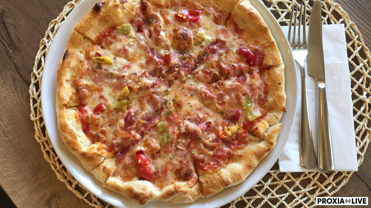 Pizza bačovská 