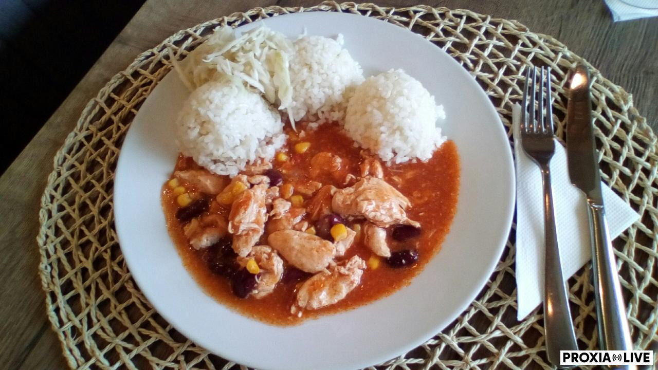 Kuracie soté mexické, dusená ryža 